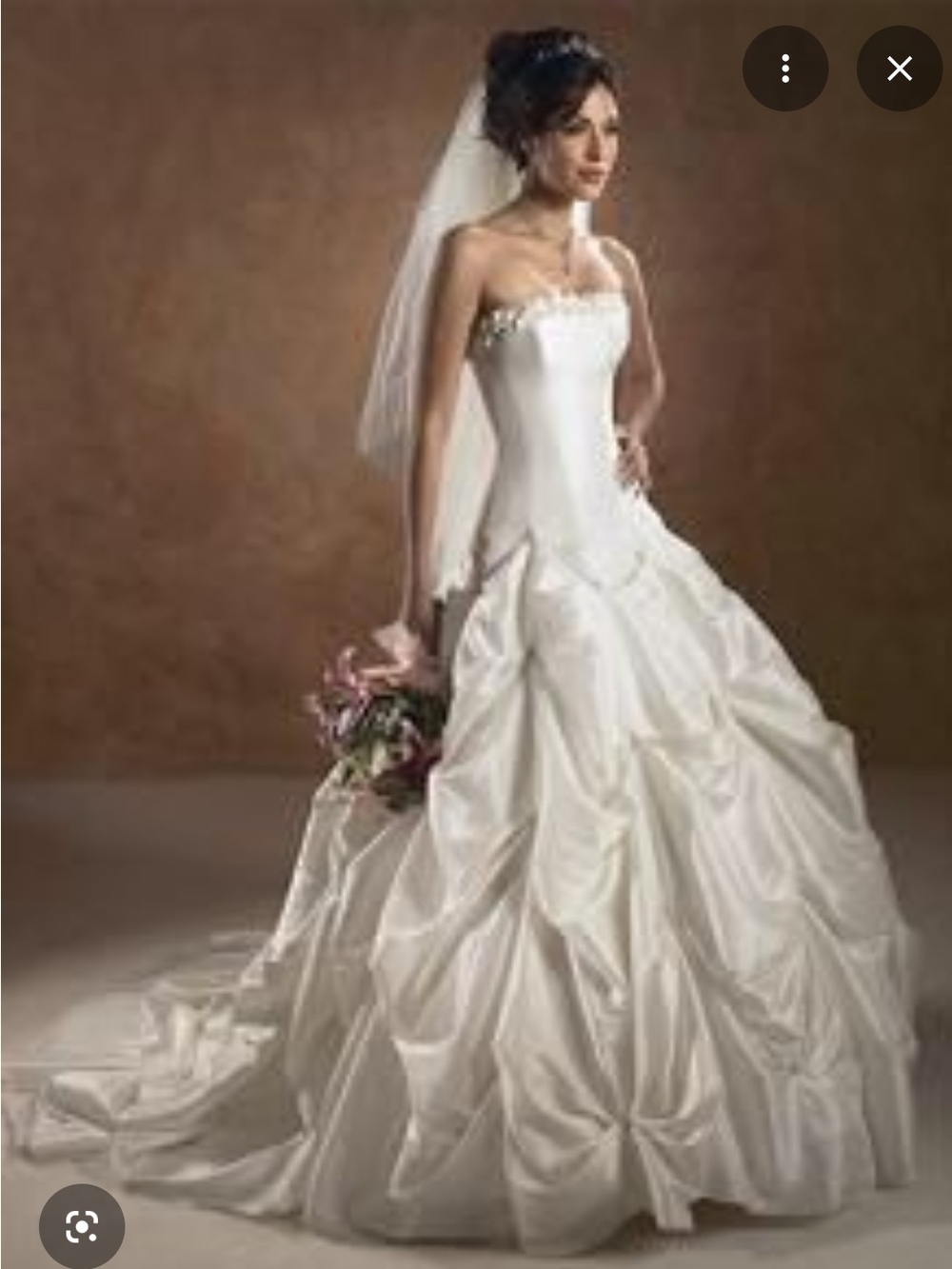 Maggie Sottero J889 Capri Marie Wedding Gown, Ivory Size 6, Excellent Condition